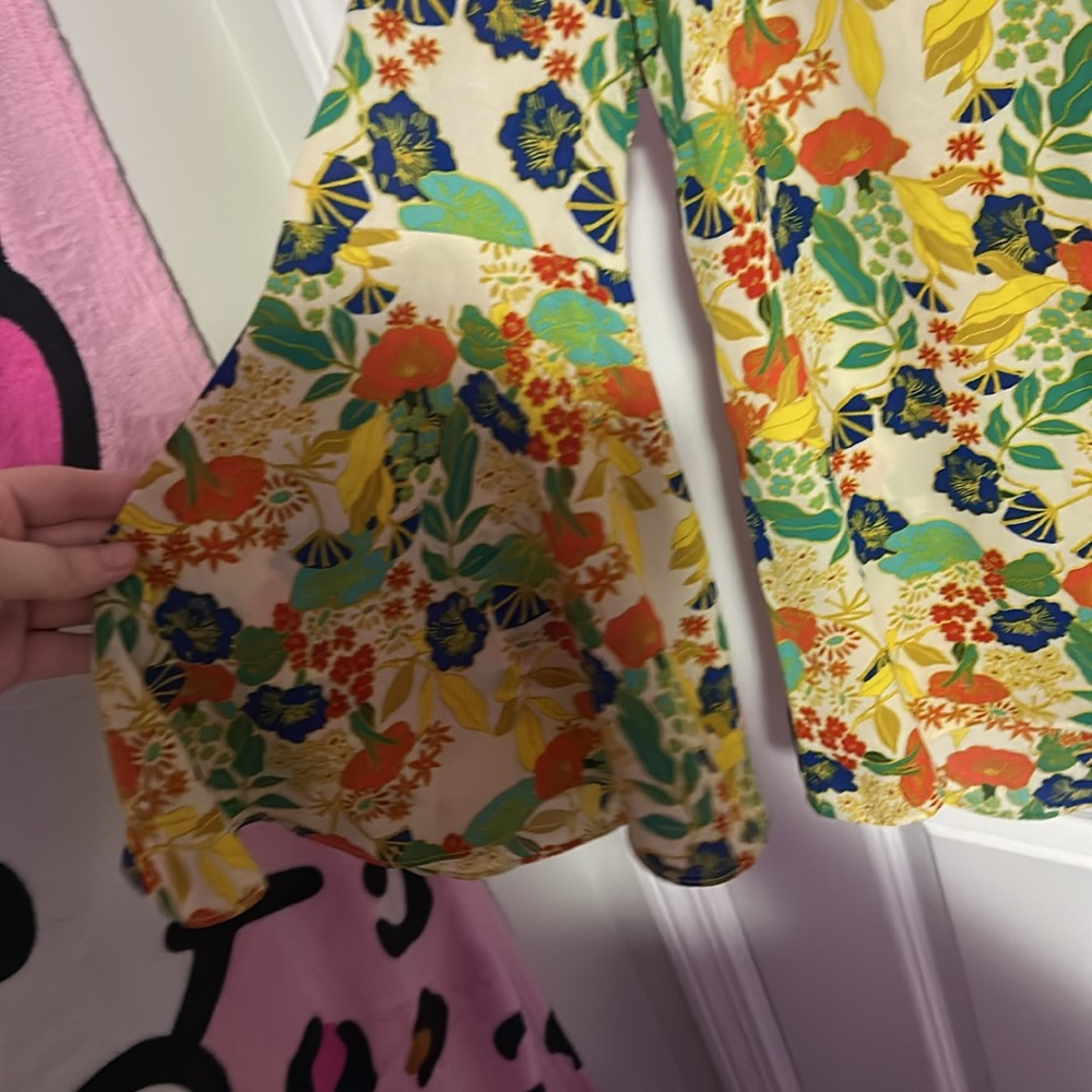 Flower blouse - Picture 2 of 5